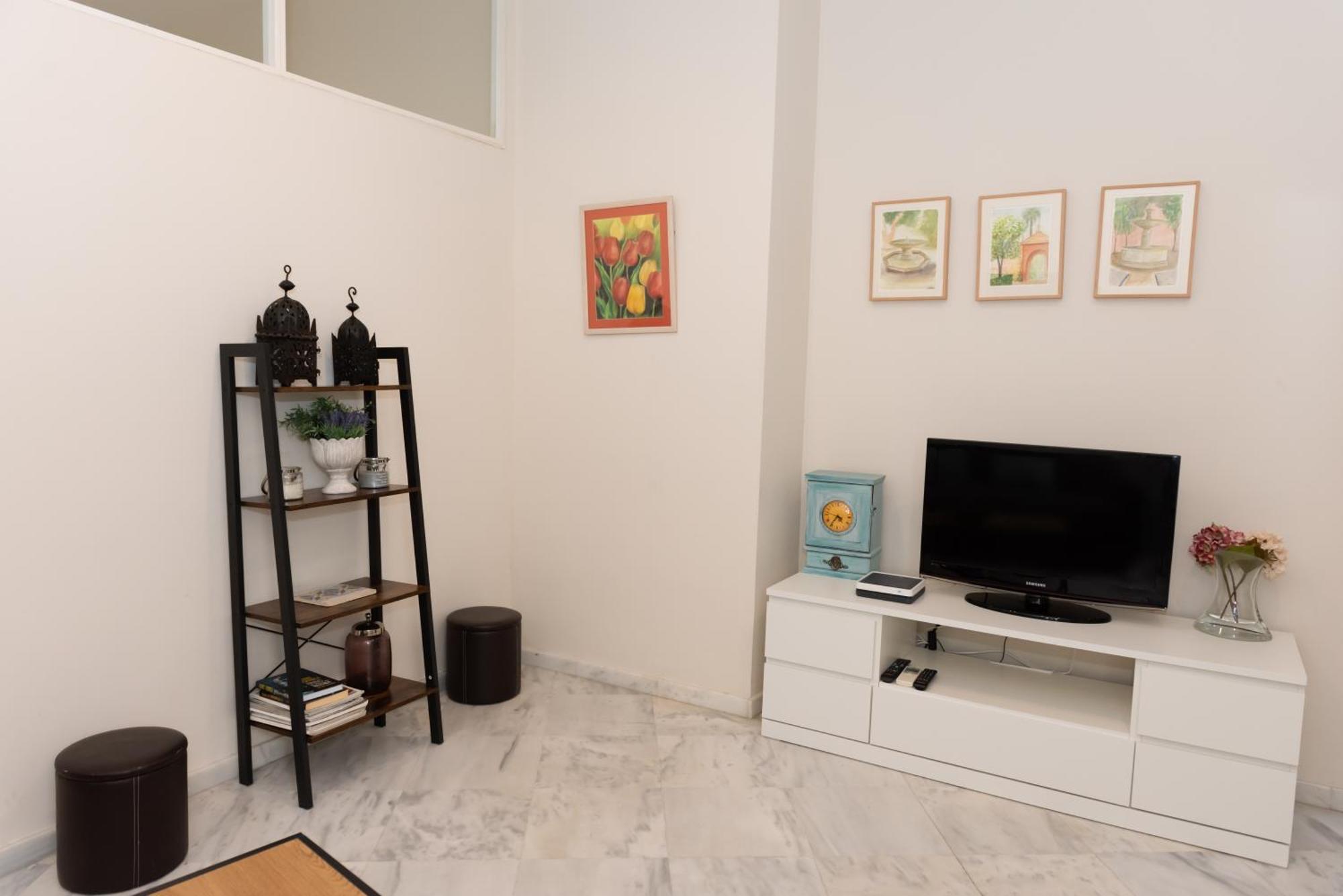 Charming & Quiet Apartment In Plaza Del Salvador セビリア エクステリア 写真